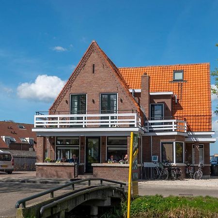 The Lake Inn Nieuwkoop Exterior photo
