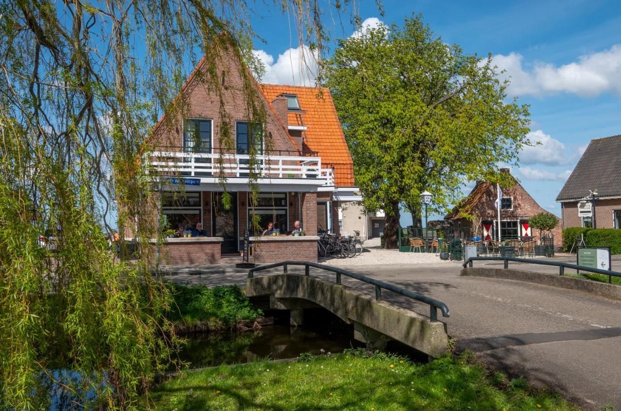 The Lake Inn Nieuwkoop Exterior photo